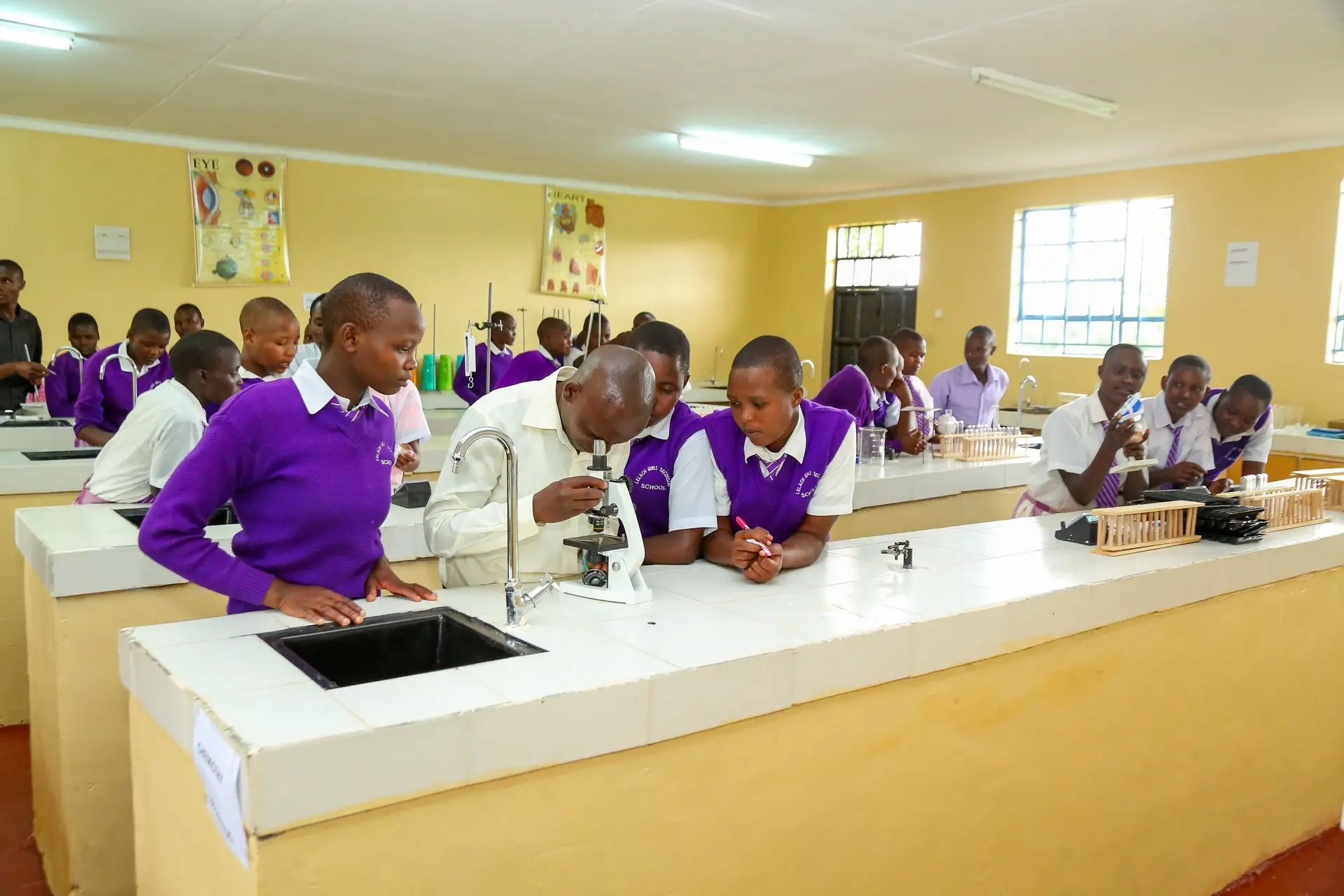 suswox about laboratory