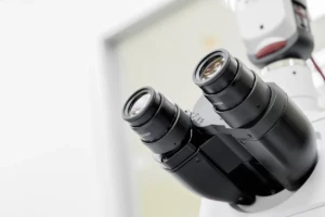 The Evolution of Microscopes From Simple Lenses to Advanced Imaging